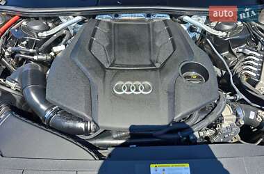 Седан Audi A6 2021 в 