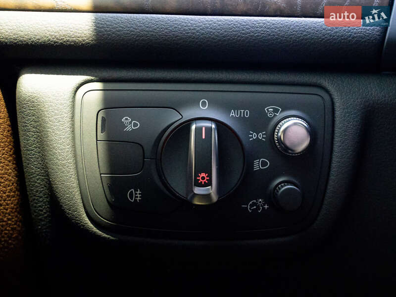 Седан Audi A6 2013 в Одессе