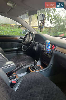 Универсал Audi A6 1998 в 