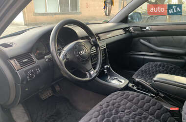Универсал Audi A6 2000 в 