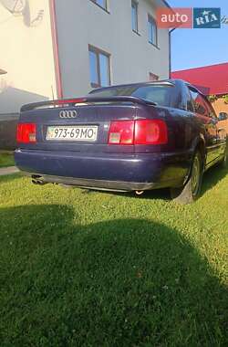 Седан Audi A6 1996 в 