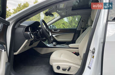 Седан Audi A6 2021 в 