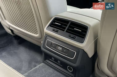Седан Audi A6 2021 в 