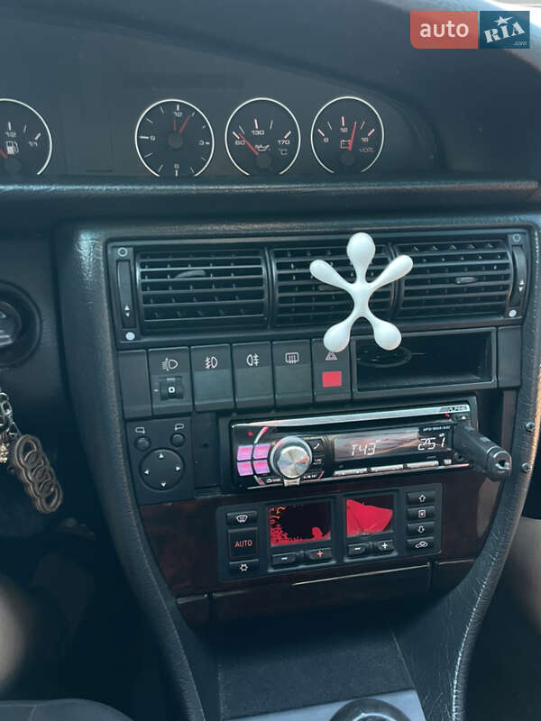 Универсал Audi A6 1997 в Виноградове