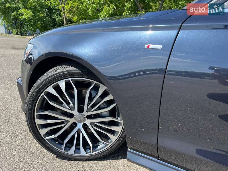 Седан Audi A6 2018 в Киеве
