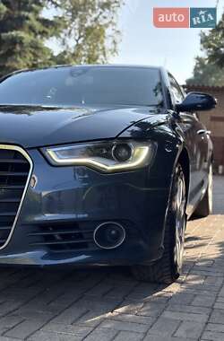Седан Audi A6 2011 в 