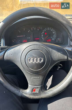 Универсал Audi A6 2000 в 
