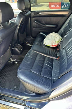 Седан Audi A6 2002 в 