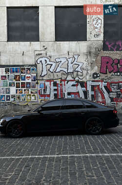 Седан Audi A6 2013 в 