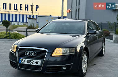 Седан Audi A6 2004 в 