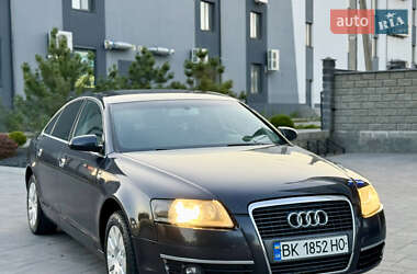 Седан Audi A6 2004 в 