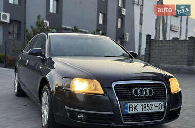 Седан Audi A6 2004 в 