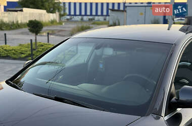 Седан Audi A6 2004 в 