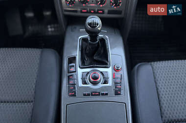 Седан Audi A6 2004 в 