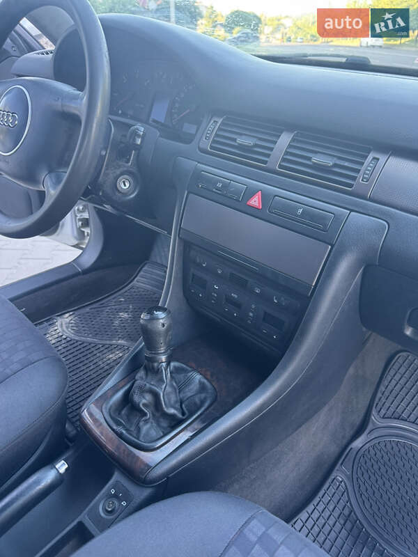 Универсал Audi A6 2000 в Ровно