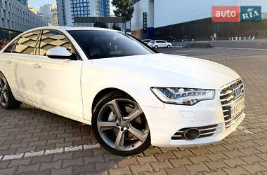 Седан Audi A6 2014 в 