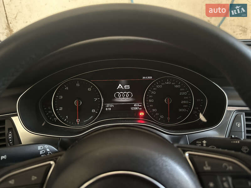 Седан Audi A6 2013 в Шляховой