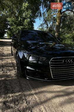 Седан Audi A6 2015 в 
