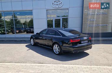 Седан Audi A6 2016 в 