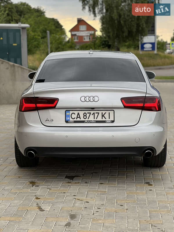 Седан Audi A6 2012 в Гайсине