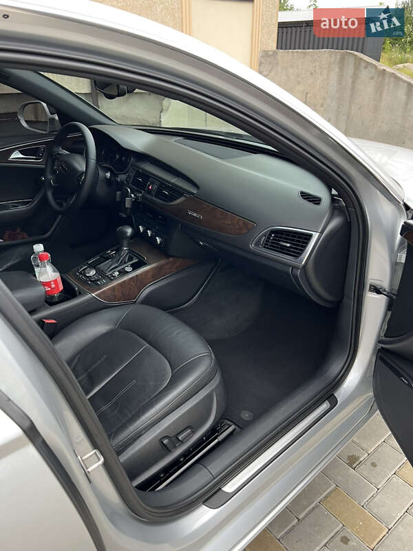 Седан Audi A6 2012 в Гайсине