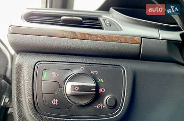 Седан Audi A6 2013 в 