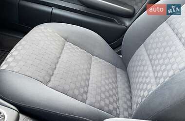 Седан Audi A6 2003 в 