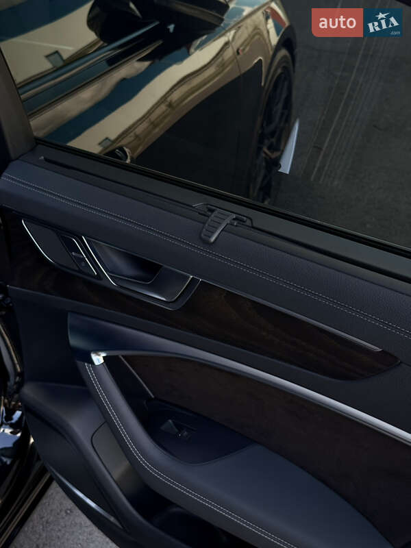 Седан Audi A6 2019 в Львові