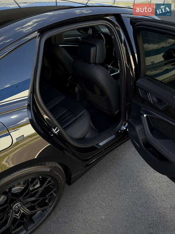 Седан Audi A6 2019 в Львові