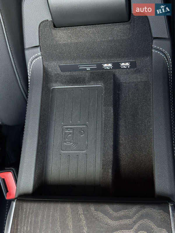 Седан Audi A6 2019 в Львові