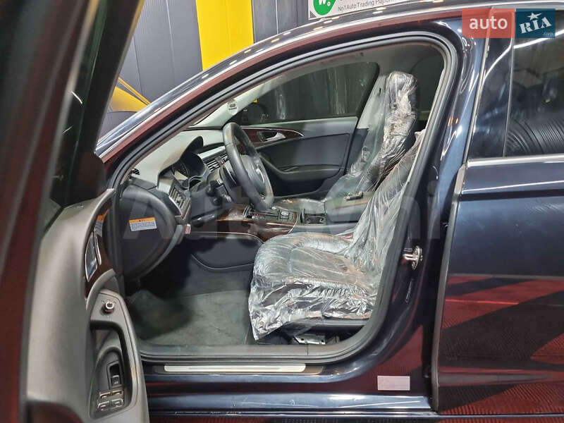 Седан Audi A6 2013 в Коростене