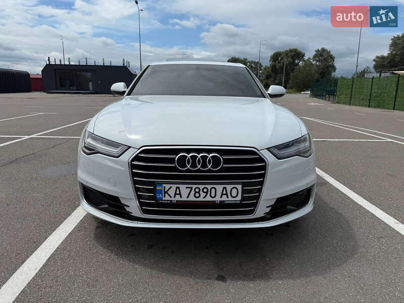 Седан Audi A6 2015 в Киеве