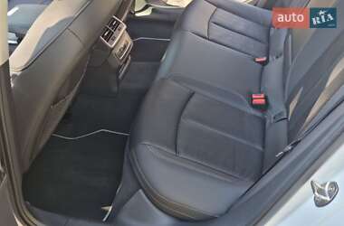 Седан Audi A6 2020 в 