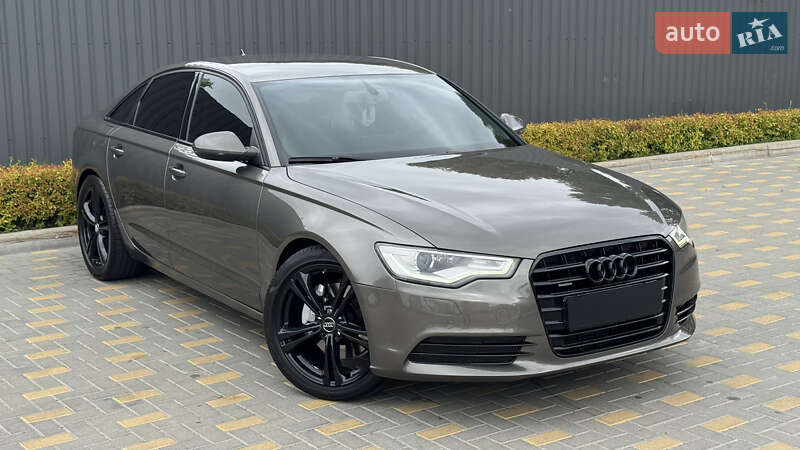 Седан Audi A6 2012 в Виннице