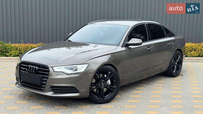 Седан Audi A6 2012 в Виннице