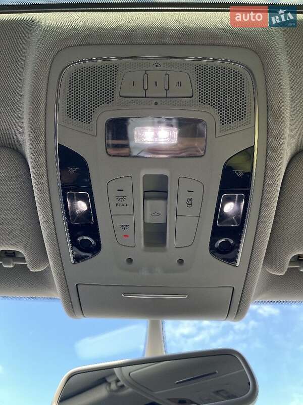 Седан Audi A6 2013 в Мукачево