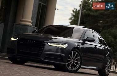 Седан Audi A6 2015 в 