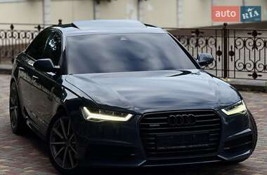 Седан Audi A6 2015 в 