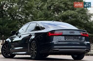 Седан Audi A6 2015 в 