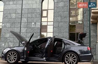 Седан Audi A6 2015 в 
