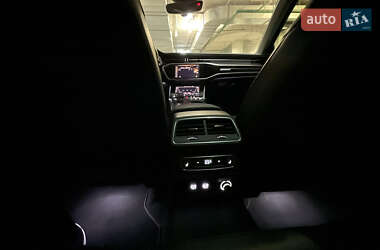 Седан Audi A6 2019 в 