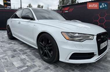 Седан Audi A6 2014 в 