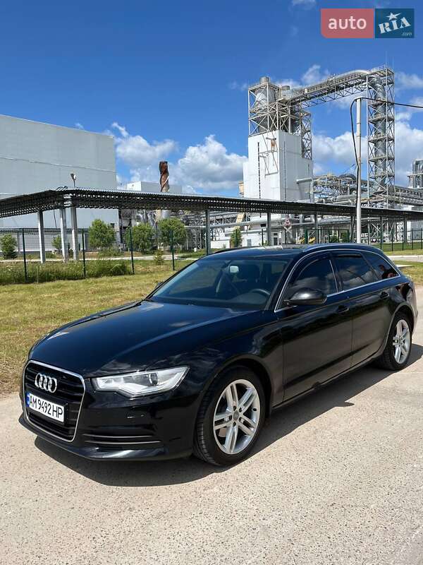 Универсал Audi A6 2014 в Коростене