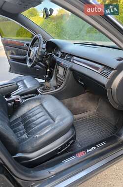 Универсал Audi A6 2000 в 