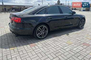 Седан Audi A6 2015 в 