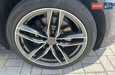 Седан Audi A6 2015 в 