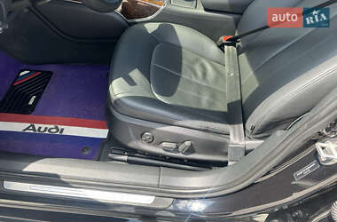 Седан Audi A6 2015 в 