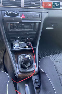 Седан Audi A6 1999 в 