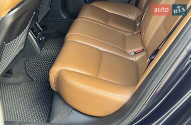 Универсал Audi A6 2010 в 