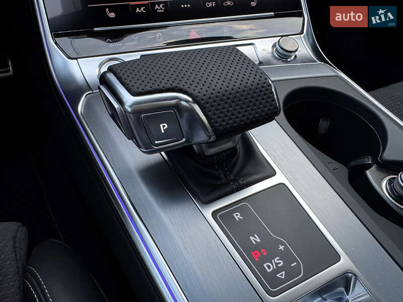 Седан Audi A6 2018 в Мукачево